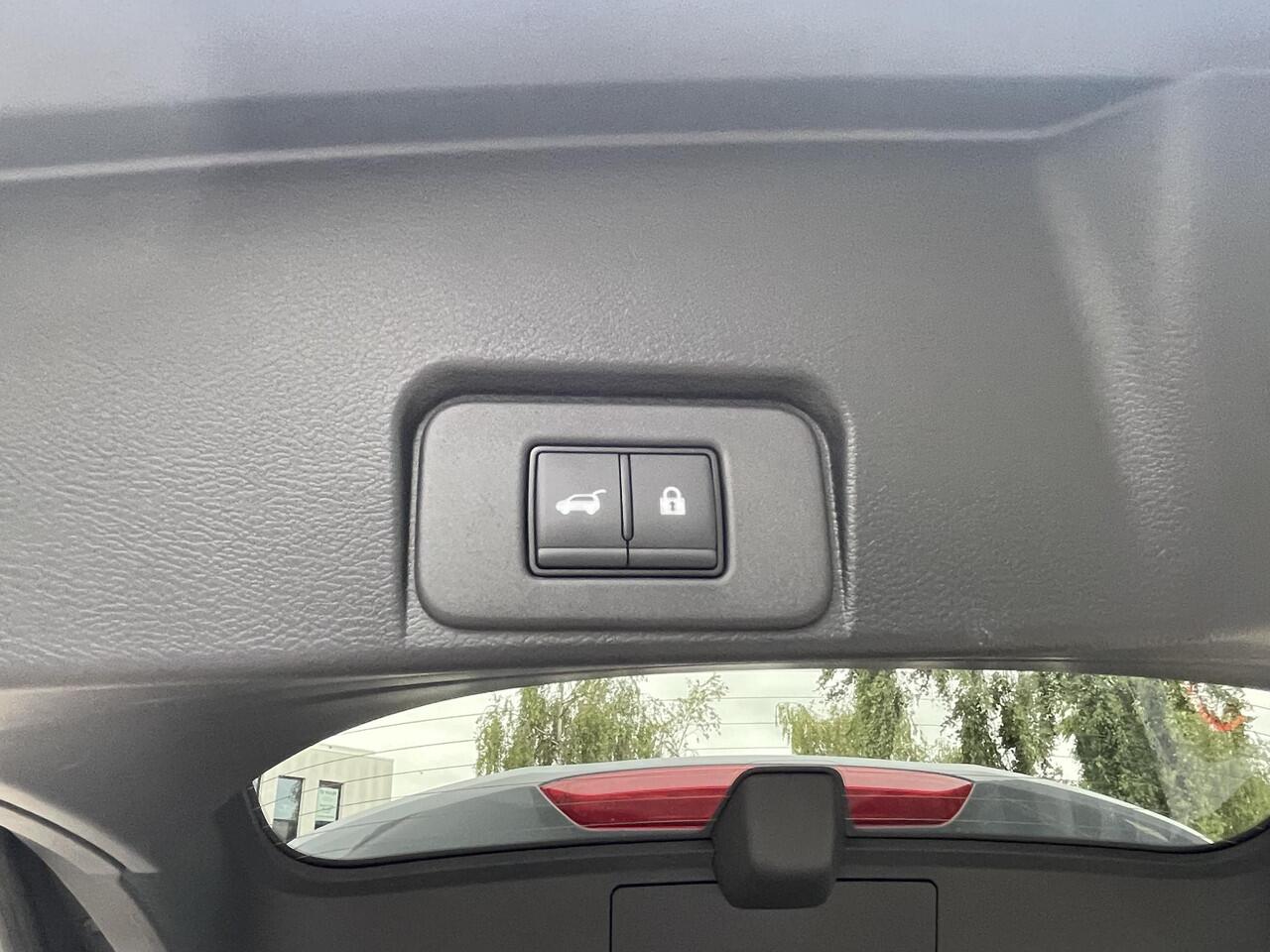 Nissan X-TRAIL 1.5 e-4orce Tekna Plus 4WD 7p. incl. Trekhaak!