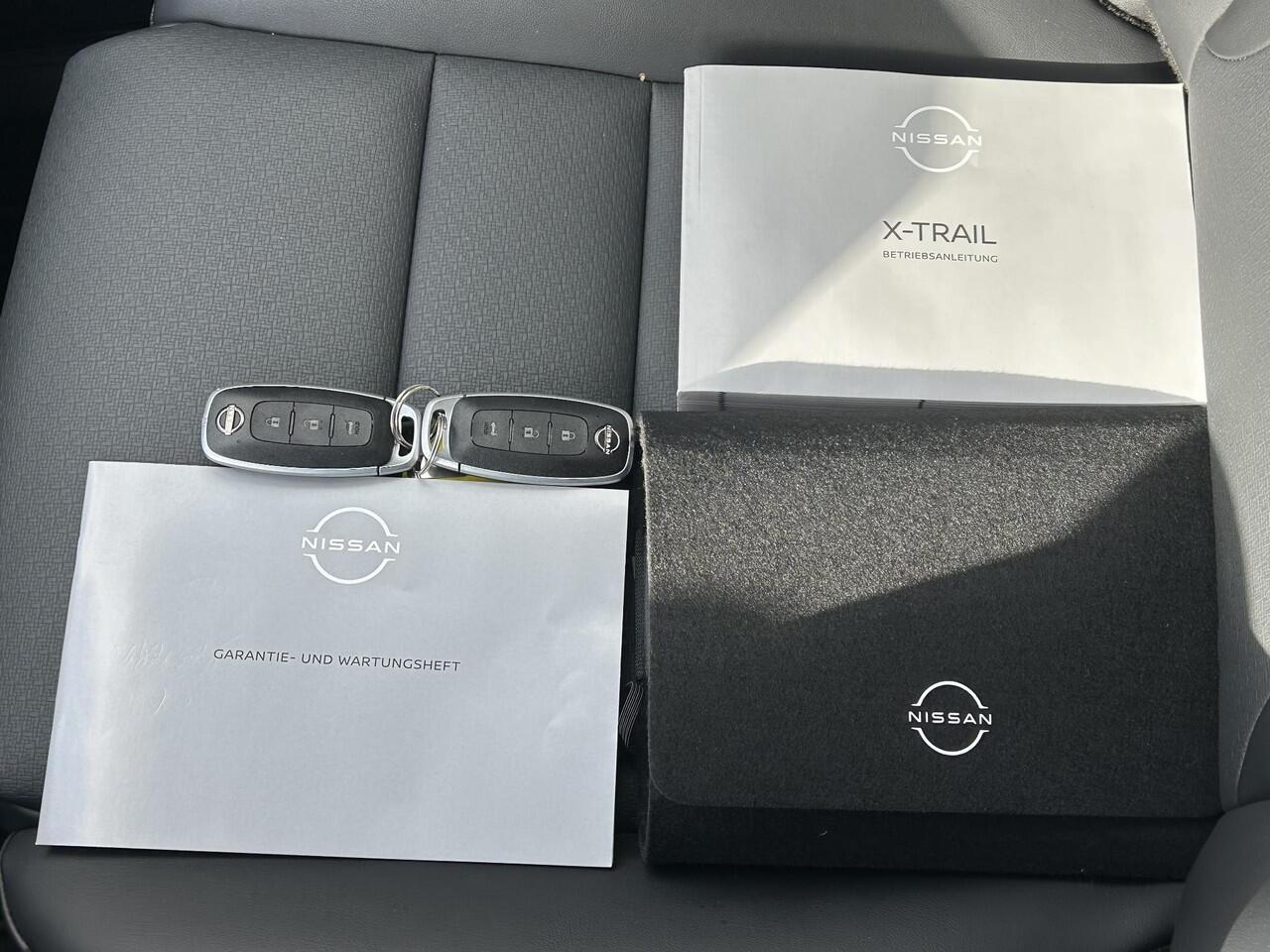 Nissan X-TRAIL 1.5 e-4orce Tekna 4WD / 1800kg Trekgewicht / Apple Carplay / Android auto / All season banden / Head-up Display / Elektrisch verstelbare stoelen met geheugen / Elektrische kofferbak /