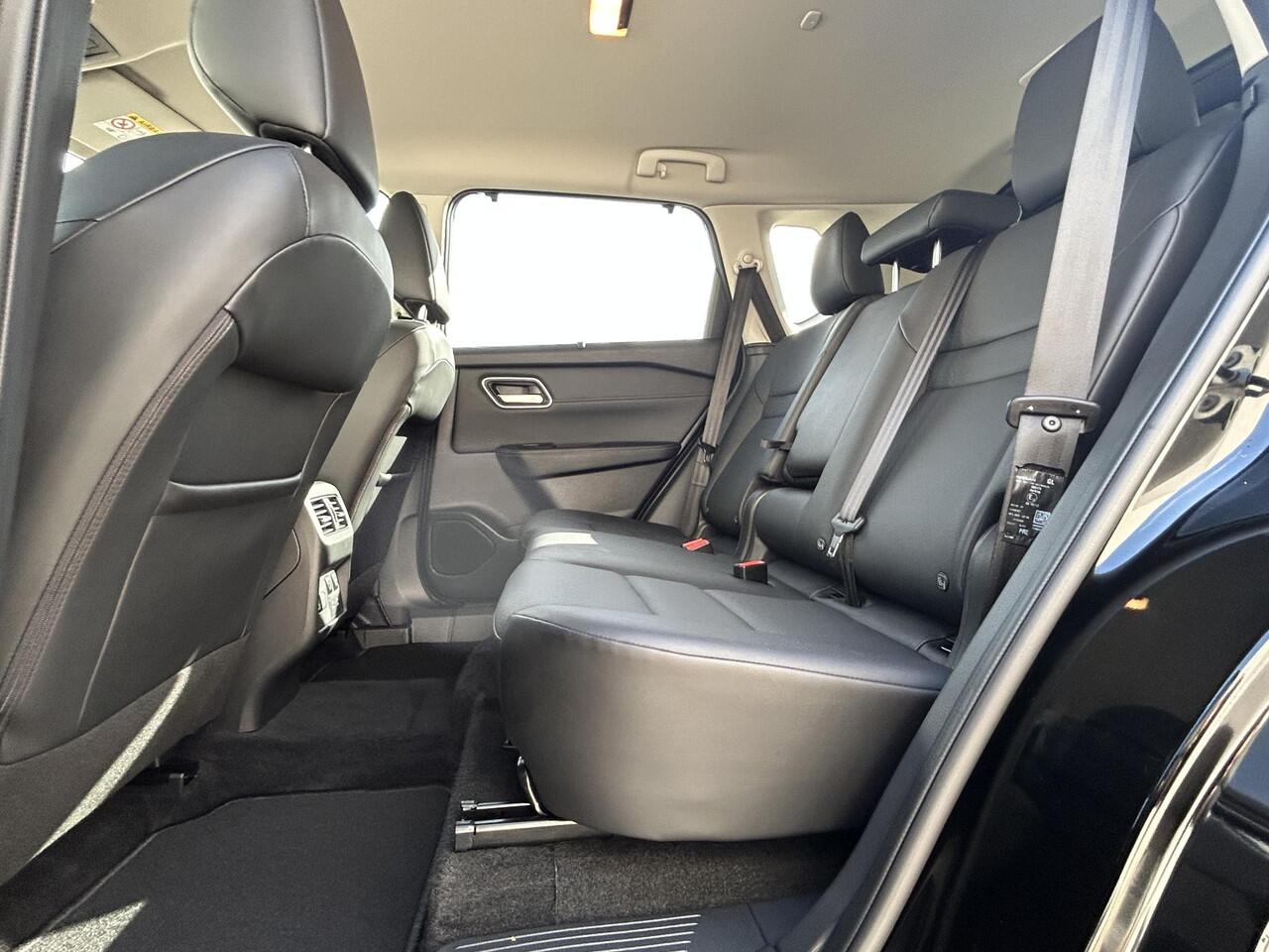 Nissan X-TRAIL 1.5 e-4orce Tekna 4WD / 1800kg Trekgewicht / Apple Carplay / Android auto / All season banden / Head-up Display / Elektrisch verstelbare stoelen met geheugen / Elektrische kofferbak /