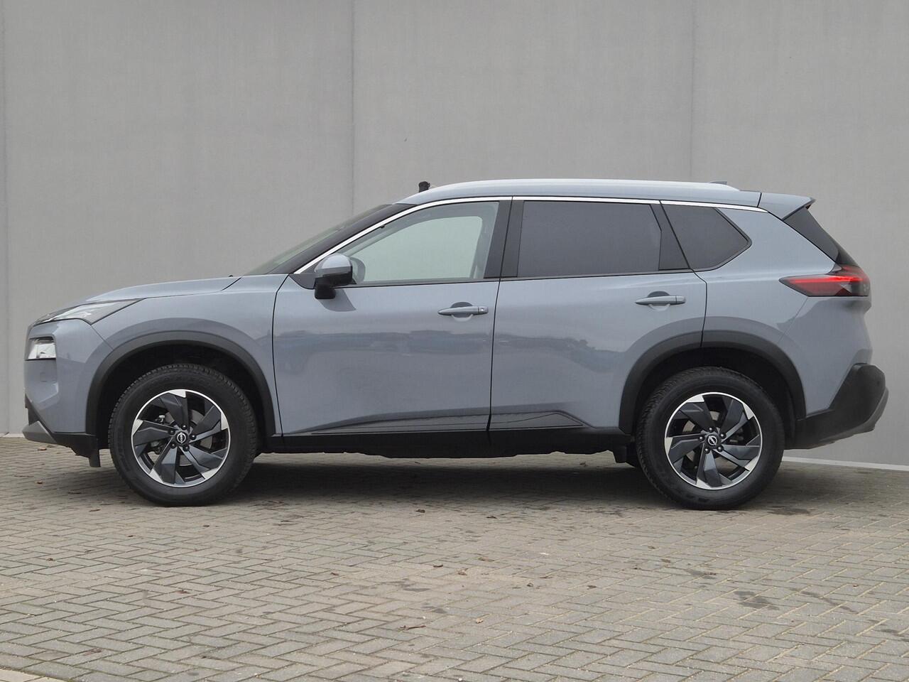 Nissan X-TRAIL 1.5 MHEV 163pk N-Connecta Automaat / Fabrieksgarantie tot 03-2028 <100.000 / 2000kg Trekgewicht / Allseason banden / HUD / Glazen schuif- en kanteldak / Elektrische achterklep / Rondomzicht camera / Stuur-, Stoel en Achterbank verwarming / Adaptief CC /