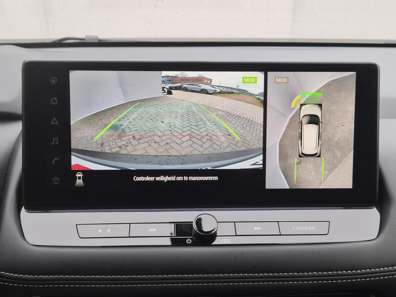 Nissan X-TRAIL 1.5 MHEV 163pk N-Connecta Automaat / Fabrieksgarantie tot 03-2028 <100.000 / 2000kg Trekgewicht / Allseason banden / HUD / Glazen schuif- en kanteldak / Elektrische achterklep / Rondomzicht camera / Stuur-, Stoel en Achterbank verwarming / Adaptief CC /