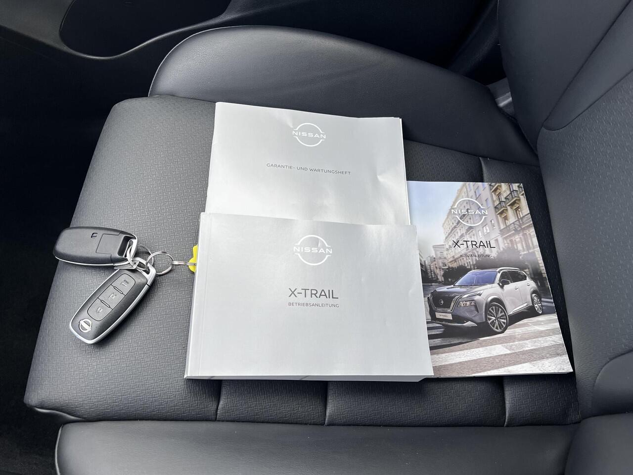 Nissan X-TRAIL 1.5 e-Power N-Connecta Automaat / Fabrieksgarantie tot 03-2028 / Navigatie / Leder / Stuur-, stoel- en achterbankverwarming / Elektr. stoelen en klep / 18" LM wielen + All Season banden /