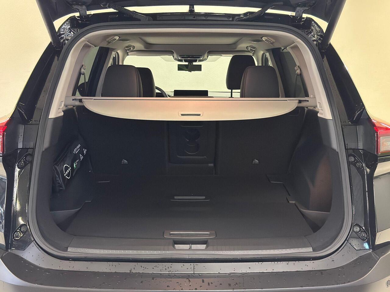 Nissan X-TRAIL 1.5 e-4orce Tekna Plus 4WD | BOSE Audio | Panoramadak | Elektrisch bedienbare achterklep |