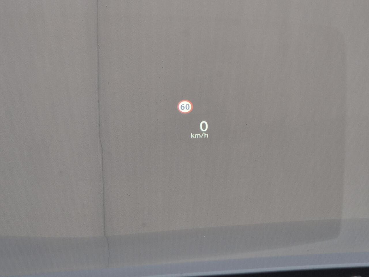 Nissan X-TRAIL 1.5 MHEV 163pk Tekna Automaat / Fabrieksgarantie tot 03-2028 <100.000 / 2000kg Trekgewicht / Allseason banden / HUD / Glazen schuif- en kanteldak / Elektrische achterklep / Rondomzicht camera / Stuur-, Stoel en Achterbank verwarming / Adaptief CC /