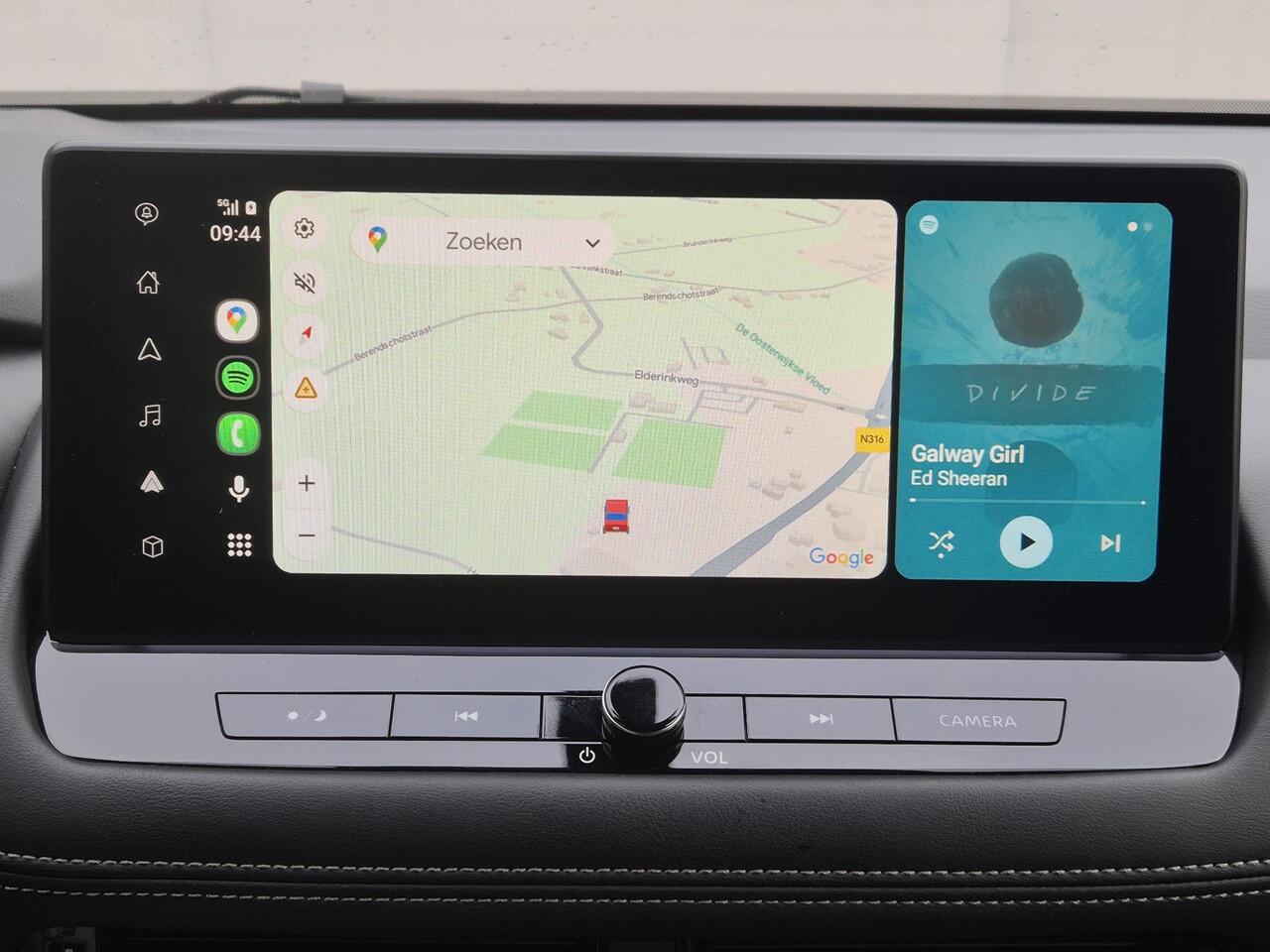 Nissan X-TRAIL 1.5 MHEV 163pk Tekna Automaat / Fabrieksgarantie tot 03-2028 <100.000 / 2000kg Trekgewicht / Allseason banden / HUD / Glazen schuif- en kanteldak / Elektrische achterklep / Rondomzicht camera / Stuur-, Stoel en Achterbank verwarming / Adaptief CC /