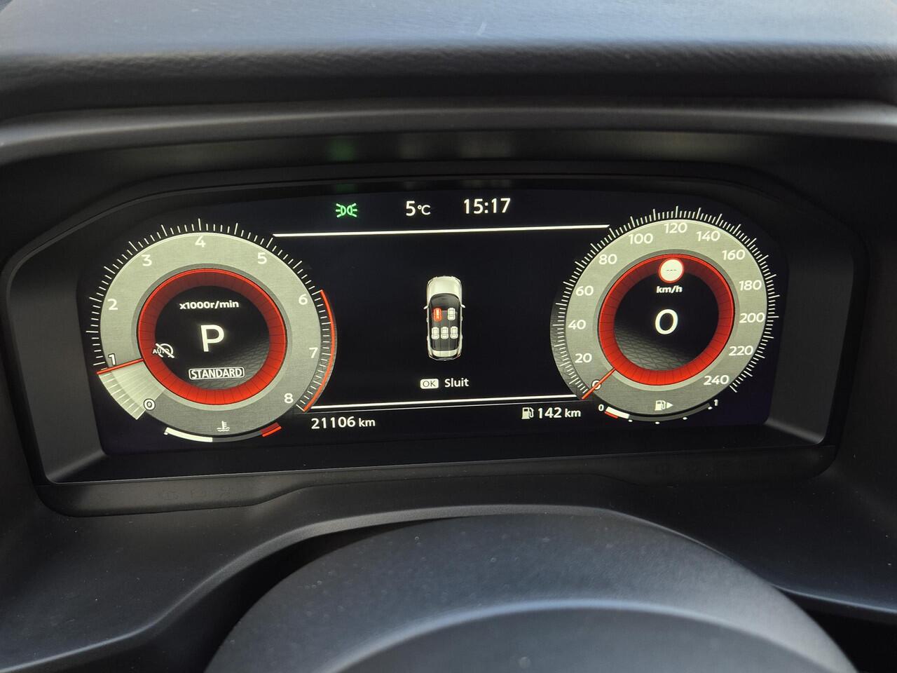 Nissan X-TRAIL 1.5 MHEV 163pk Tekna Automaat / Fabrieksgarantie tot 28-04-2028 / Trekgewicht 2000 kg / Allseason banden / HUD / Elektrische achterklep / Stuur-, Stoel en Achterbank verwarming / Rondomzicht camera /