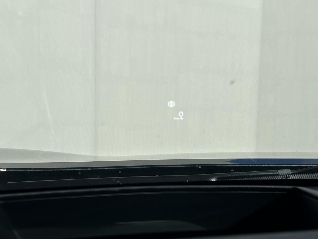 Nissan X-TRAIL 1.5 e-4orce Tekna 4WD / 1800kg Trekgewicht / Apple Carplay / Android auto / All season banden / Head-up Display / Elektrisch verstelbare stoelen met geheugen / Elektrische kofferbak /