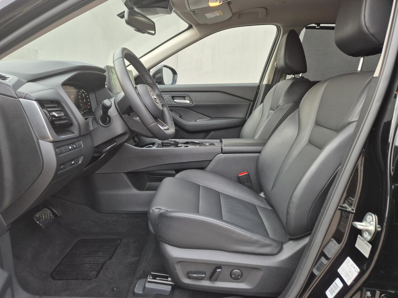 Nissan X-TRAIL 1.5 e-Power Tekna Automaat / Fabrieksgarantie tot 05-2028<100.000 / Dealer onderhouden / All Season banden / Head Up Display / Adaptief cruise control / Stuur-, Stoel & Achterbank verwarming / Elektrische achterklep /