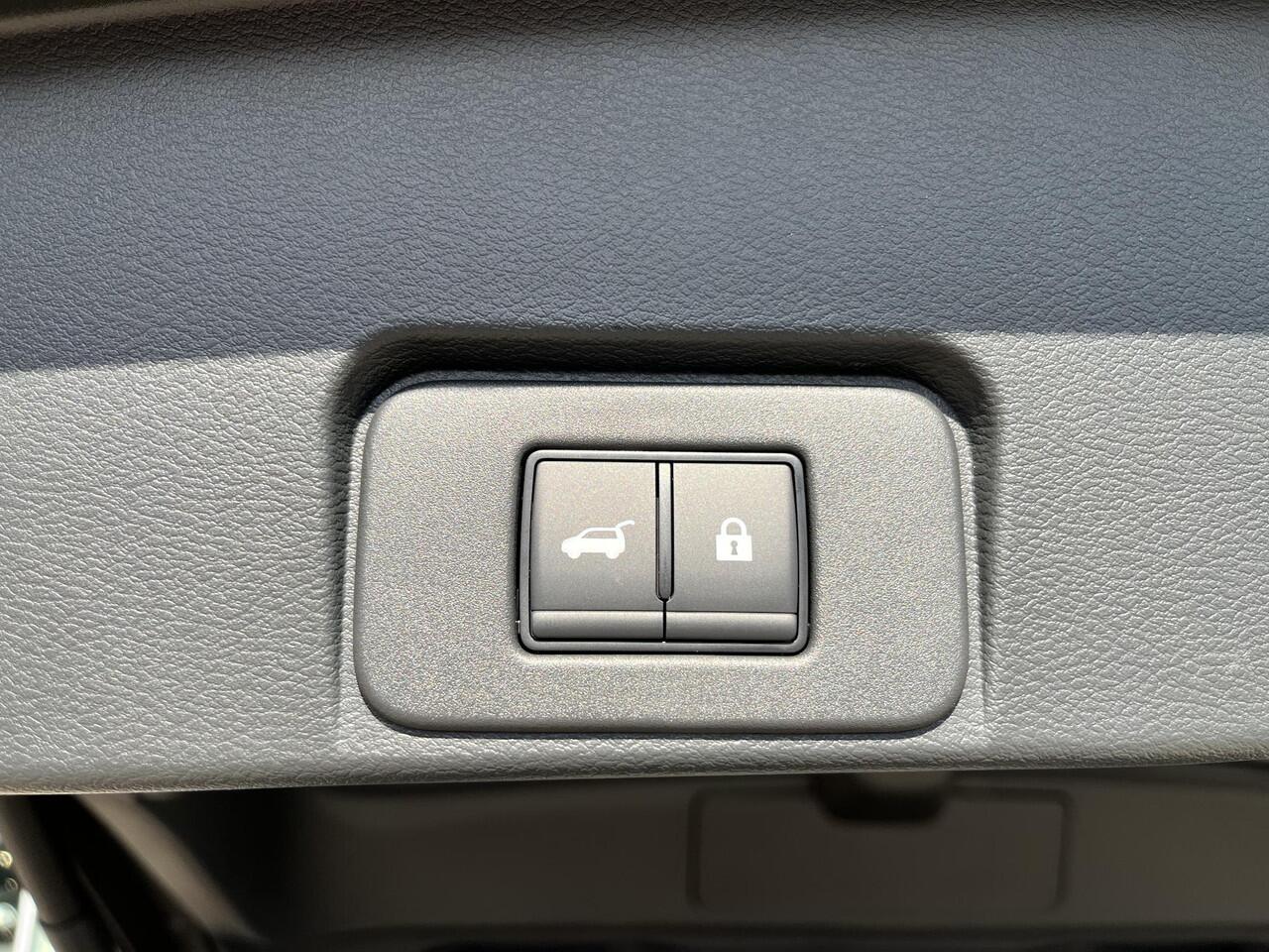 Nissan X-TRAIL 1.5 e-Power Tekna Plus 4WD 7P 4WD 7 Persoons Trekgewicht 1650 KG