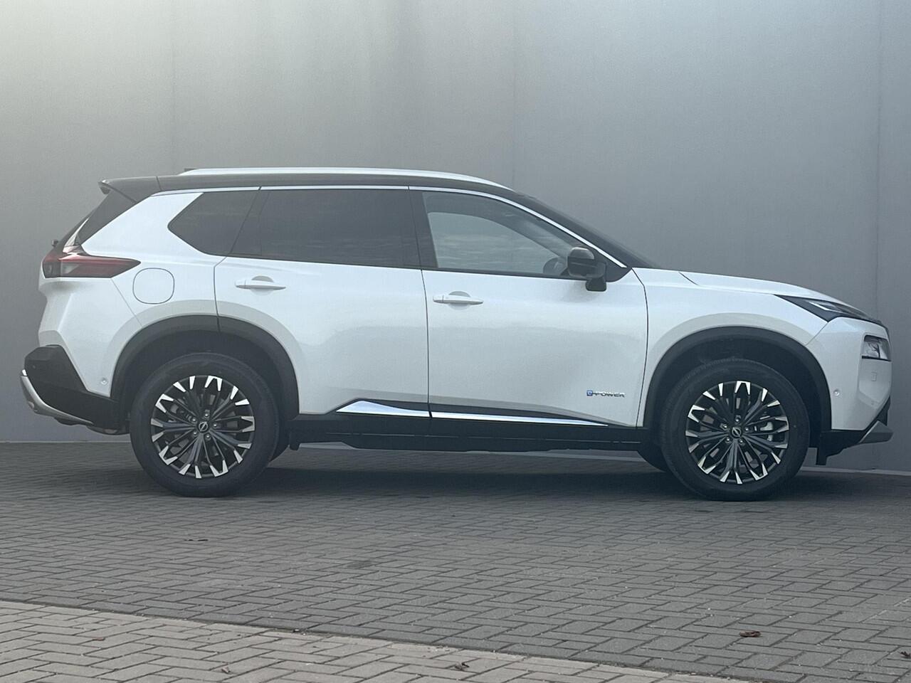 Nissan X-TRAIL 1.5 e-4orce Tekna 4WD / ¤4.000,- Nissan Voorraadvoordeel! / Nieuw uit Voorraad Leverbaar / 1800 KG Trekgewicht / Glazen schuif- en kanteldak / Apple Carplay & Android Auto / Stoelverwarming Voor & Achter / Bose Audio / Elektrische Stoelen Met Geheugenfunc