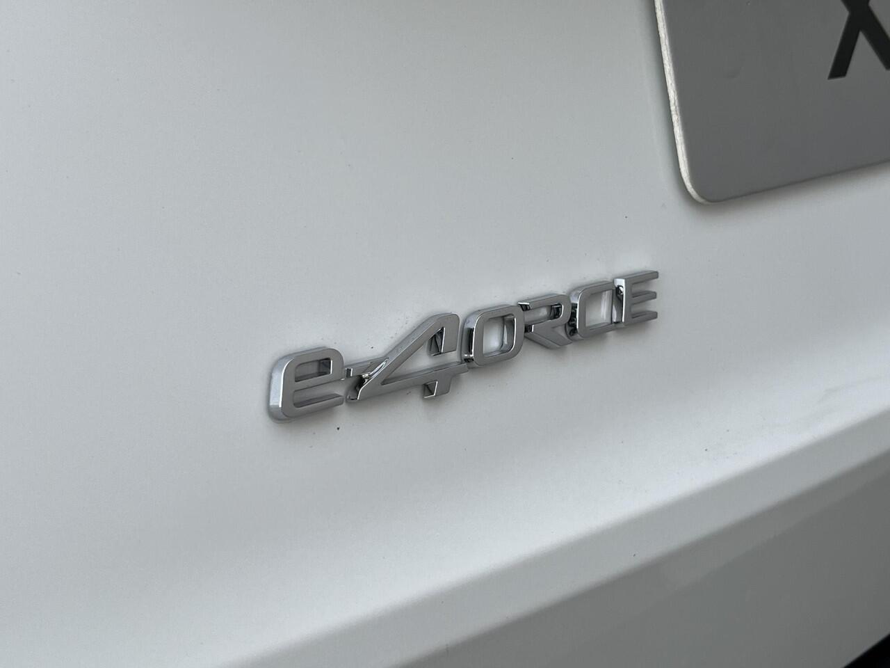 Nissan X-TRAIL 1.5 e-4orce Tekna 4WD / ¤4.000,- Nissan Voorraadvoordeel! / Nieuw uit Voorraad Leverbaar / 1800 KG Trekgewicht / Glazen schuif- en kanteldak / Apple Carplay & Android Auto / Stoelverwarming Voor & Achter / Bose Audio / Elektrische Stoelen Met Geheugenfunc