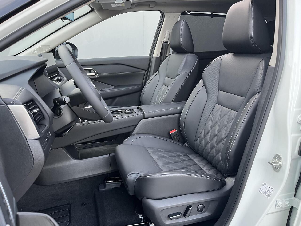 Nissan X-TRAIL 1.5 e-4orce Tekna 4WD / ¤4.000,- Nissan Voorraadvoordeel! / Nieuw uit Voorraad Leverbaar / 1800 KG Trekgewicht / Glazen schuif- en kanteldak / Apple Carplay & Android Auto / Stoelverwarming Voor & Achter / Bose Audio / Elektrische Stoelen Met Geheugenfunc