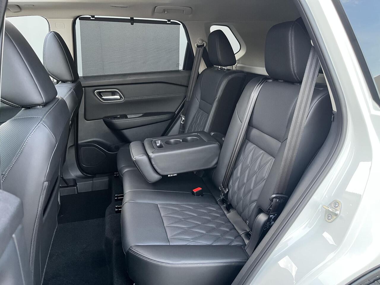 Nissan X-TRAIL 1.5 e-4orce Tekna 4WD / ¤4.000,- Nissan Voorraadvoordeel! / Nieuw uit Voorraad Leverbaar / 1800 KG Trekgewicht / Glazen schuif- en kanteldak / Apple Carplay & Android Auto / Stoelverwarming Voor & Achter / Bose Audio / Elektrische Stoelen Met Geheugenfunc