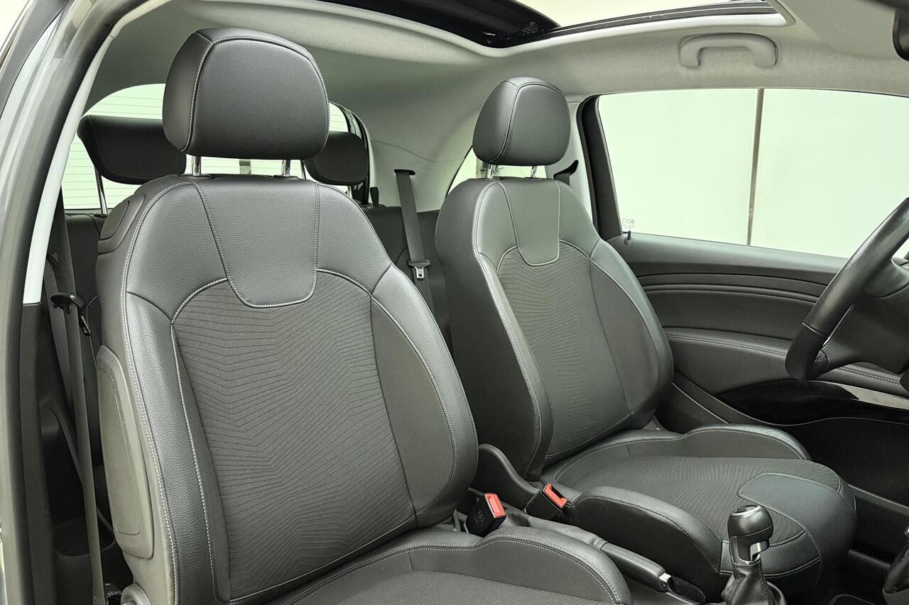 Opel ADAM 1.0 Turbo Rocks BlitZ | Open dak | Navigatie | Climate control | Stoel & Stuurverwarming | Cruise control | Lichtmetalen velgen | Parkeersensoren achter