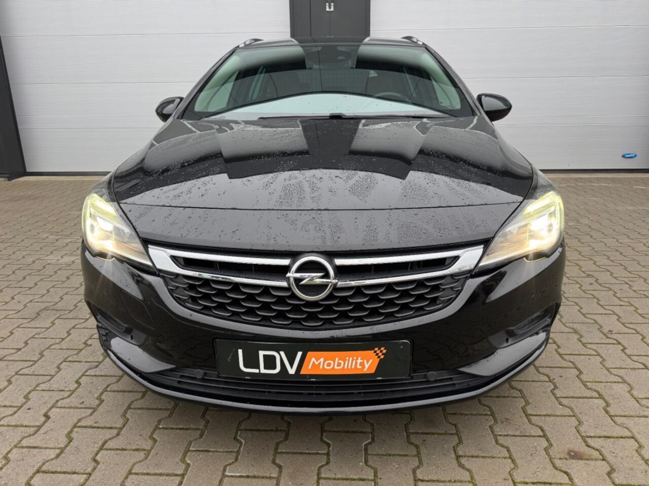 Opel ASTRA 1.4 INNOVATION / Automaat / 93162 km / Historie aanwezig.