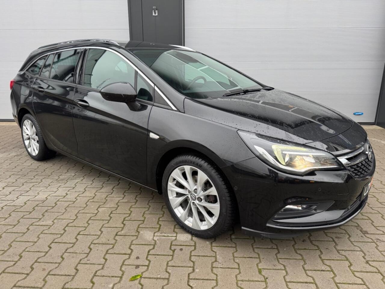 Opel ASTRA 1.4 INNOVATION / Automaat / 93162 km / Historie aanwezig.