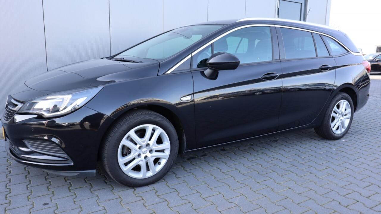 Opel ASTRA 1.4 T. Business | Comfort stoelen | Opel Link | Led | Media