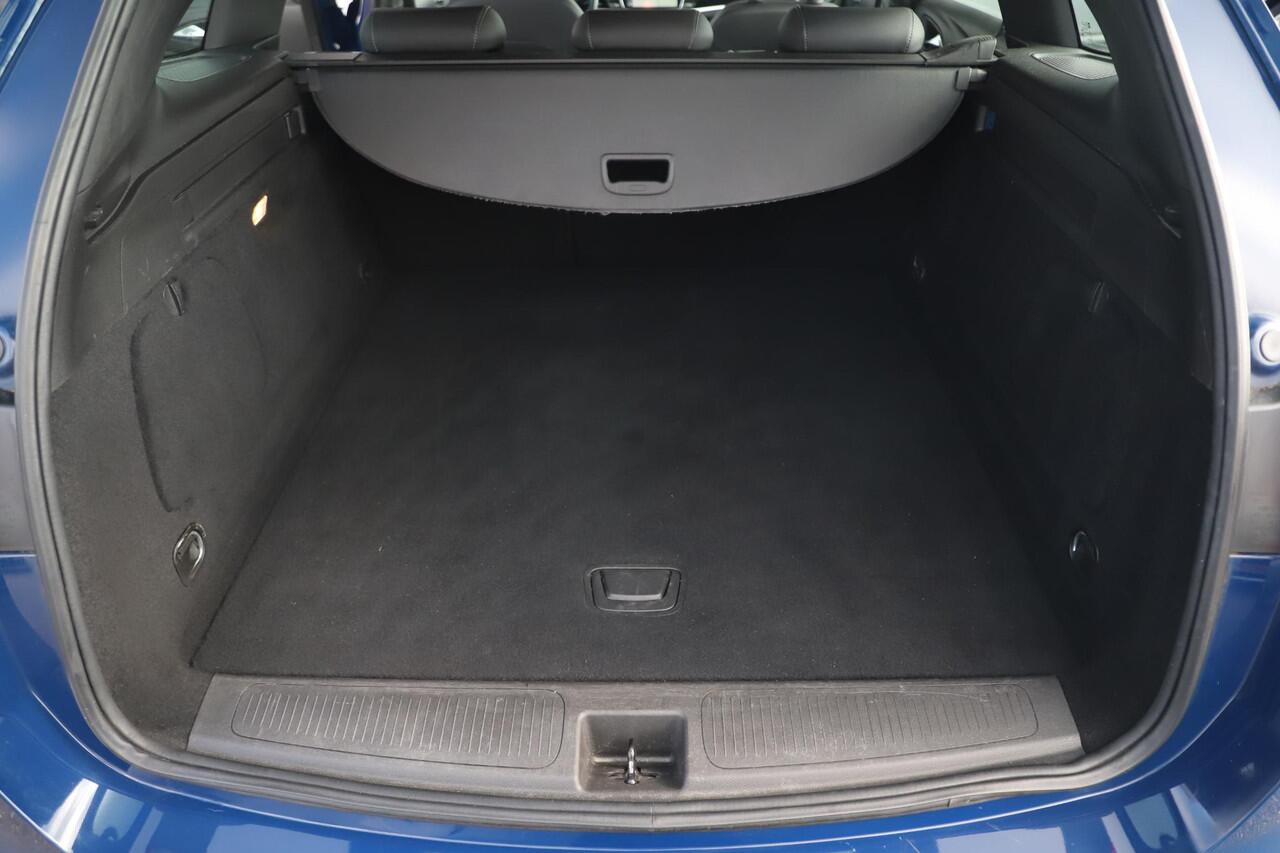 Opel ASTRA Sports Tourer 1.0 Turbo Business Executive 105PK 16 inch LMV Climate Cruise Control Sportstoelen Navigatie Carplay Android Elektrische Achterklep