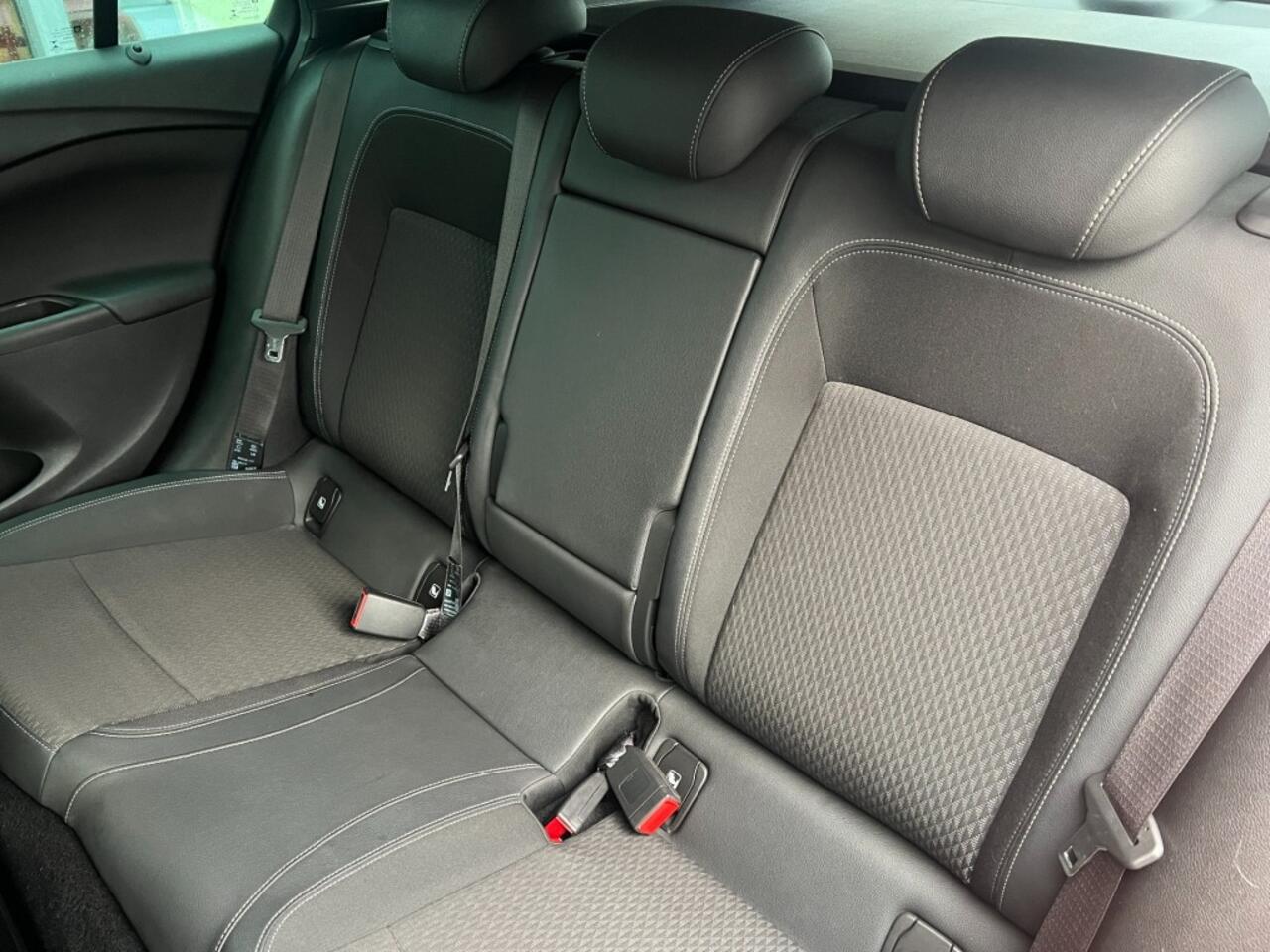 Opel ASTRA 1.0 T. BUSINESS Executive Clima Nav Camera