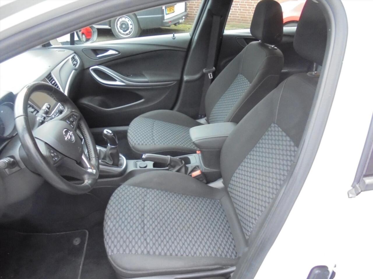 Opel ASTRA Sports Tourer 1.0 T. Online Ed.||Trekhaak||Airco||Navi||Rijklaar||