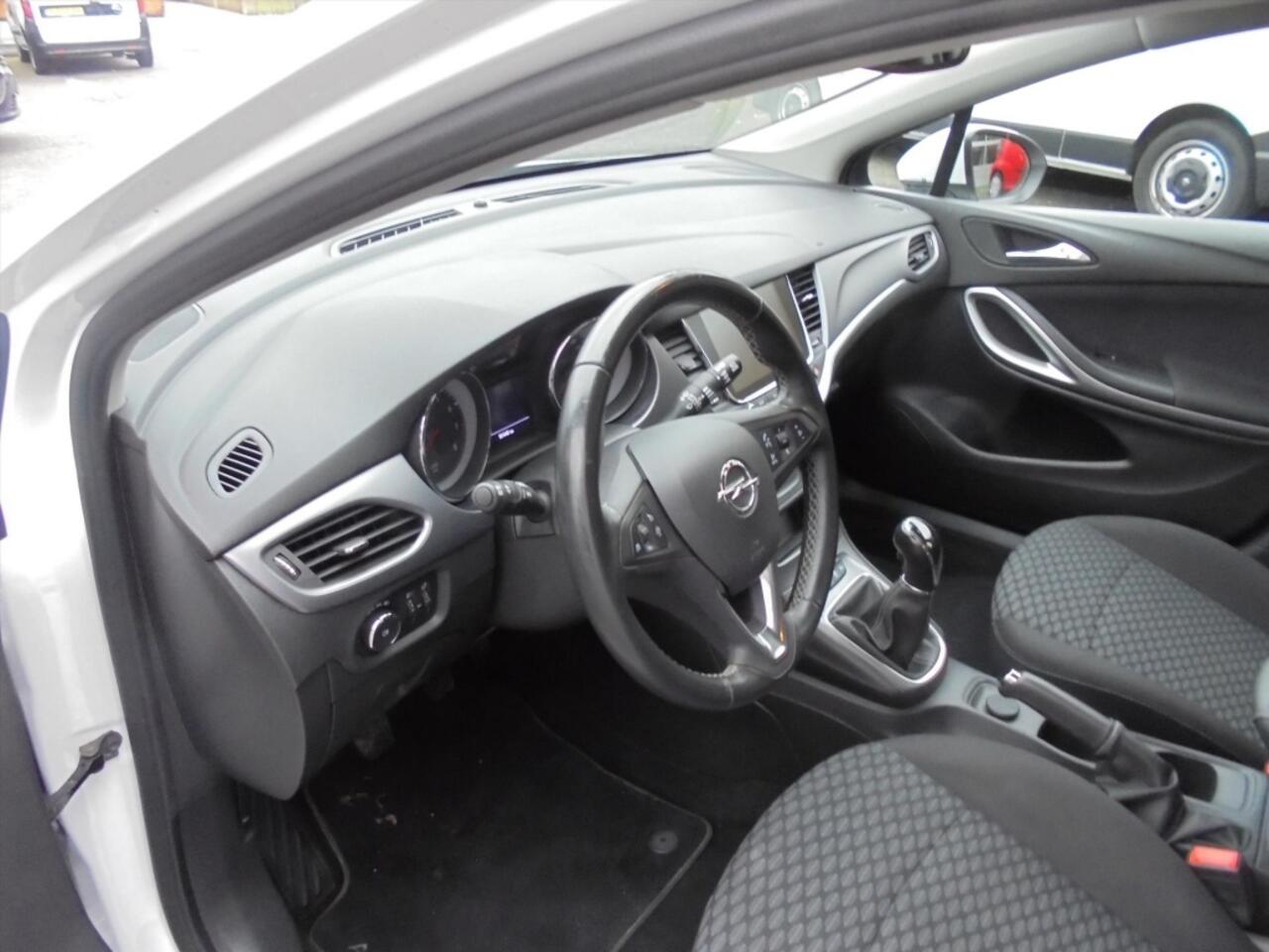 Opel ASTRA Sports Tourer 1.0 T. Online Ed.||Trekhaak||Airco||Navi||Rijklaar||