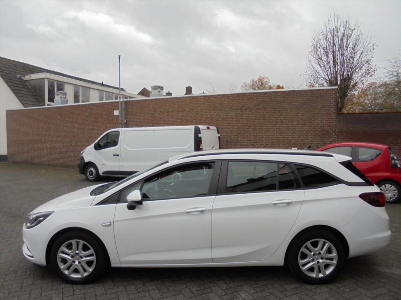 Opel ASTRA Sports Tourer 1.0 T. Online Ed.||Trekhaak||Airco||Navi||Rijklaar||