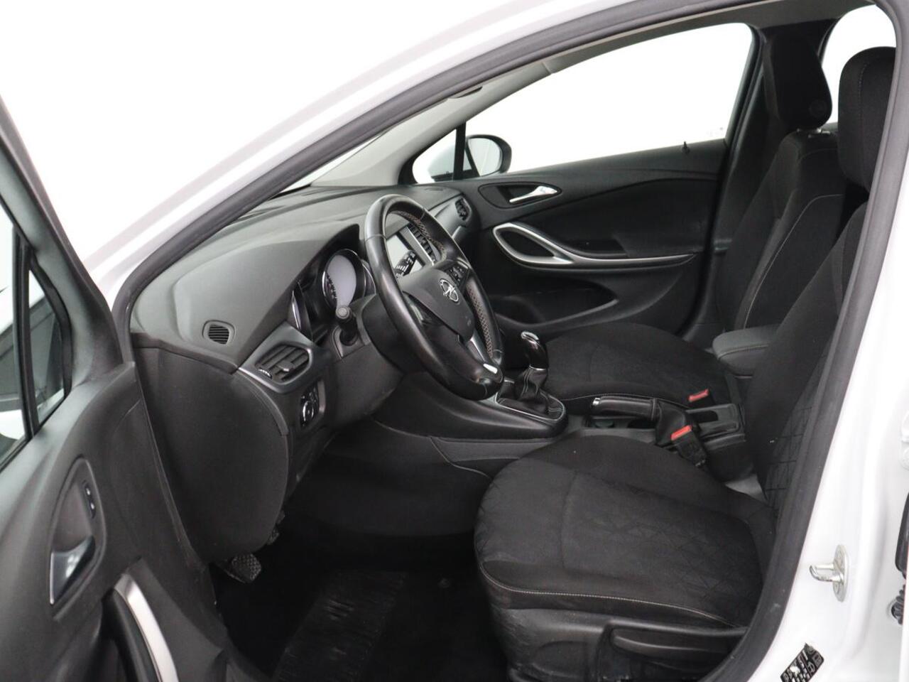 Opel ASTRA 1.0 Turbo 120 Jaar Edition | Trekhaak | Carplay | Navigatie | Cruise control | Airco | Parkeerhulp | LED | 16'' Lichtmetalen velgen