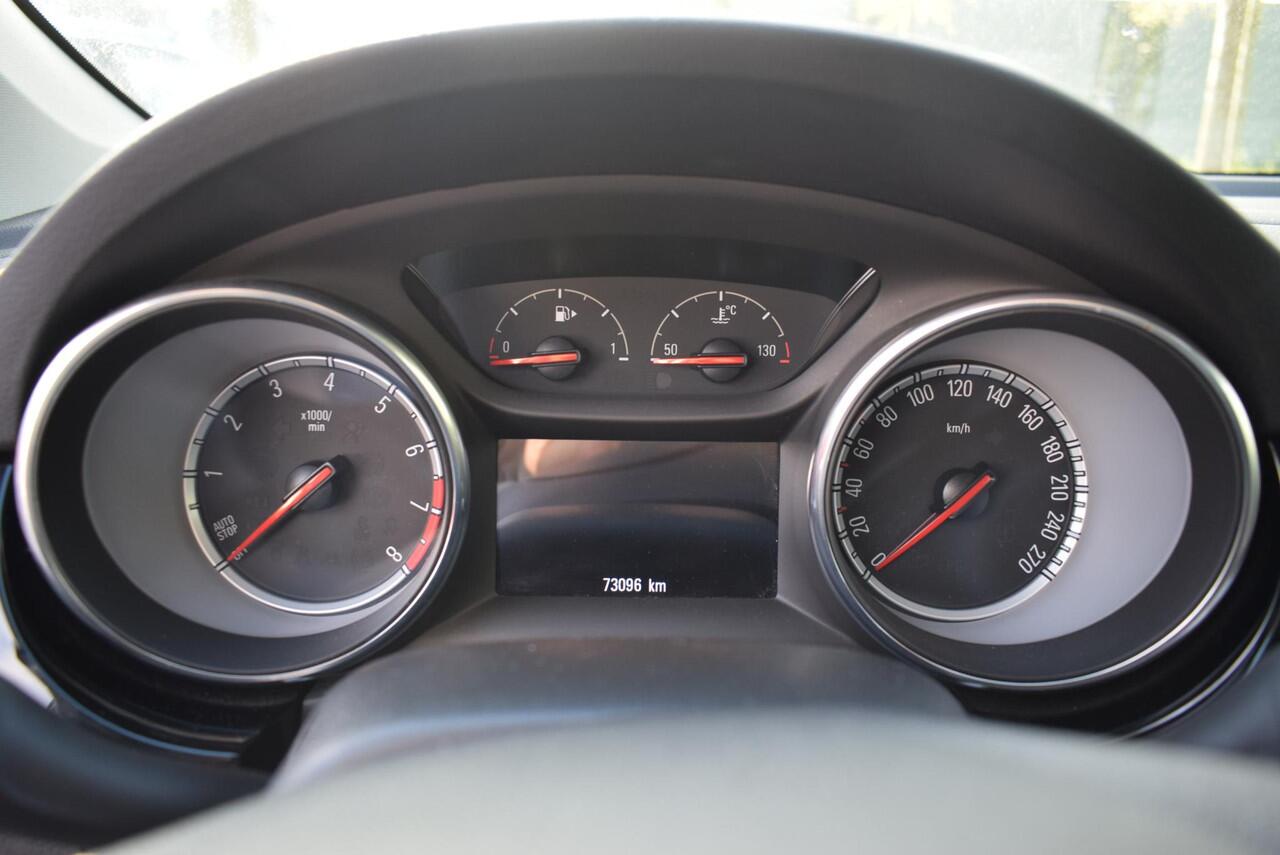 Opel ASTRA 1.4 Turbo Black Edition Navi Airco Leder Schuifdak 150 Pk Km 74.500!!