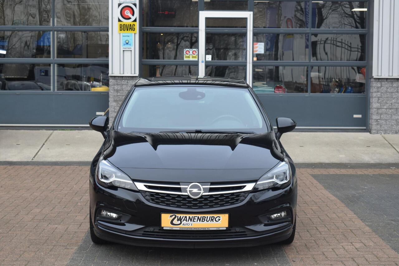Opel ASTRA 1.4 Turbo Black Edition Navi Airco Leder Schuifdak 150 Pk Km 74.500!!