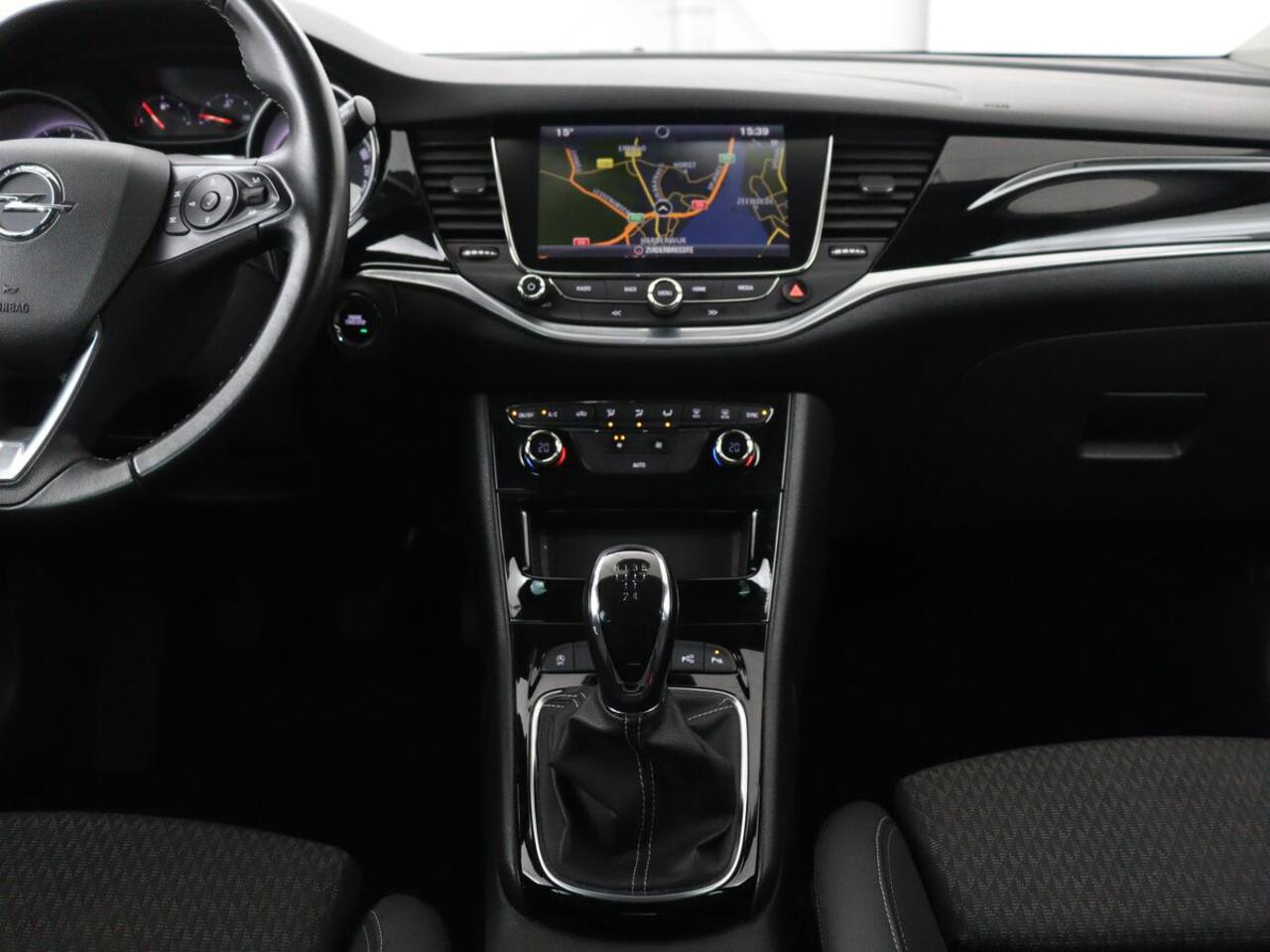 Opel ASTRA 1.0 Turbo Executive | Camera | Carplay | Half leder | Keyless | Navigatie | Dodehoek detectie | Park Assist | Climate control | Bluetooth | Cruise control