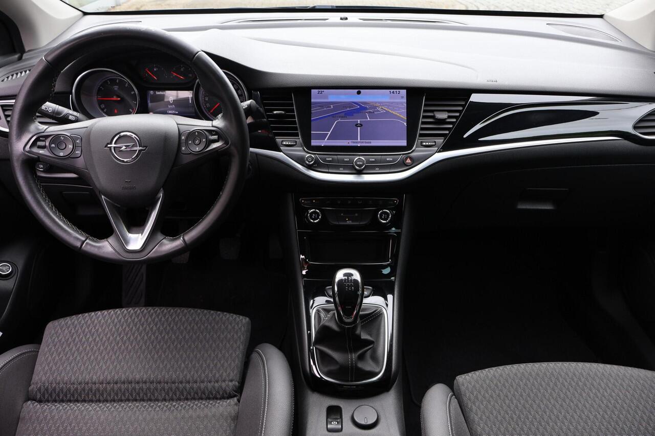 Opel ASTRA Sports Tourer 1.6 Turbo Innovation 200 PK .