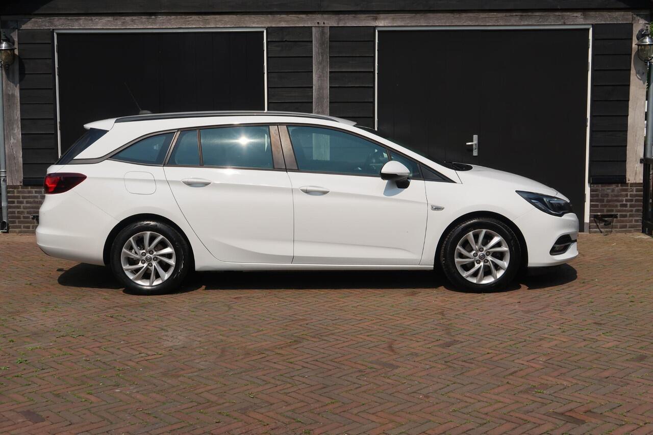 Opel ASTRA Sports Tourer 1.4 Edition