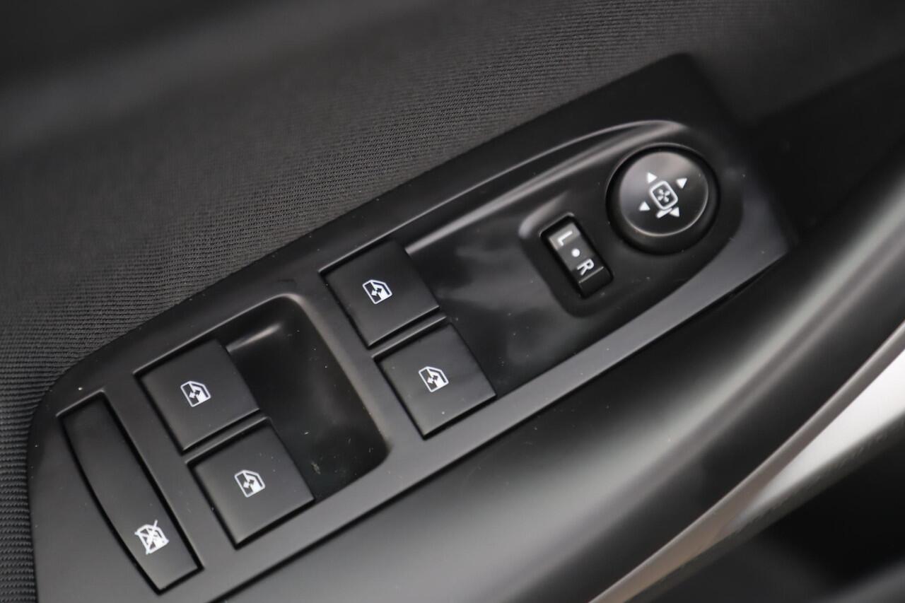 Opel ASTRA Sports Tourer 1.2 Business Edition 131PK 17 inch LMV Navigatie Carplay Android Airco Cruise Control Parkeersensor