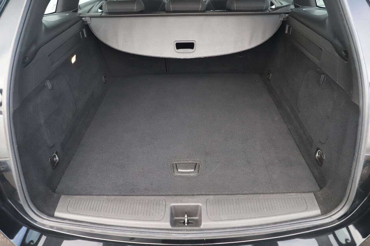 Opel ASTRA Sports Tourer 1.2 Business Edition 131PK 17 inch LMV Navigatie Carplay Android Airco Cruise Control Parkeersensor