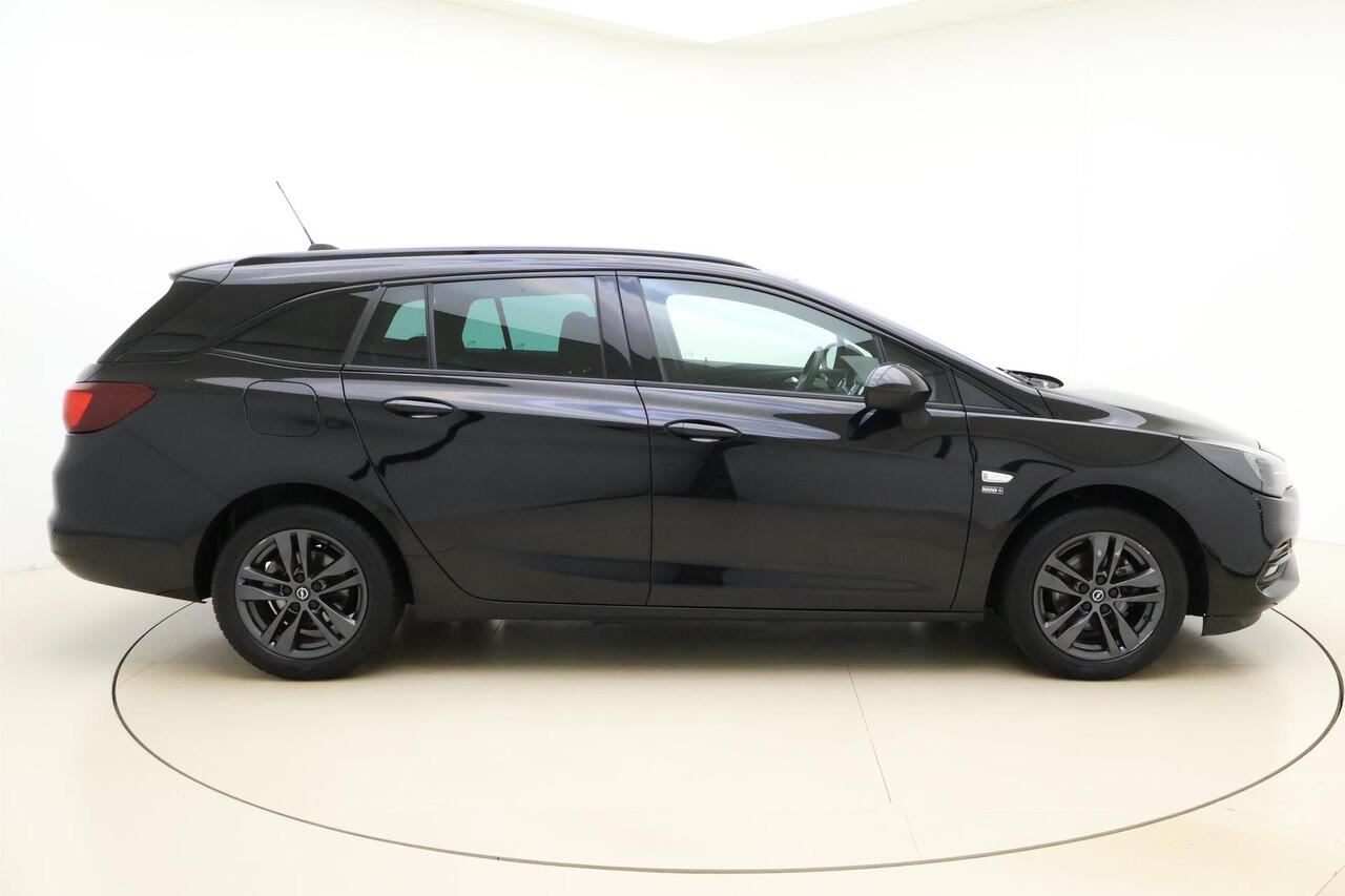 Opel ASTRA Sports Tourer 1.2 Turbo 130pk Edition 2020 | Navigatie | Achteruitrijcamera | Climate control | LED koplampen | Parkeersensoren | Lichtmetalen velgen | Extra getint glas | Dakrails