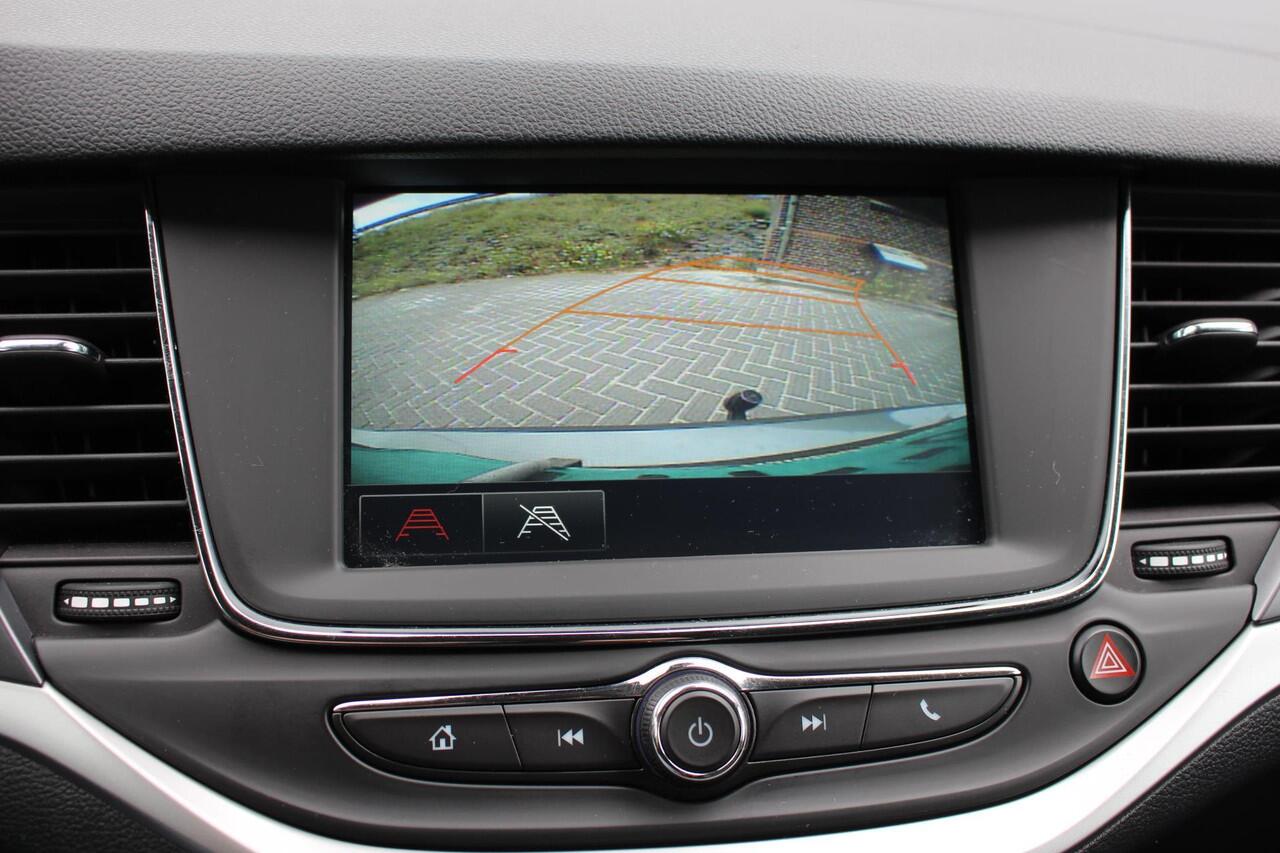 Opel ASTRA Sports Tourer 1.2 Business Executive , 146PK, afn trekhaak, camera, dab audio, navi. agr comfort stoel.