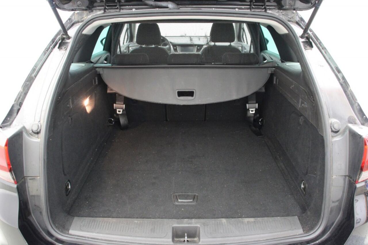 Opel ASTRA 1.4 Business Edition Sports Tourer Automaat - Carplay, Camera, Clima, Stoelverw.