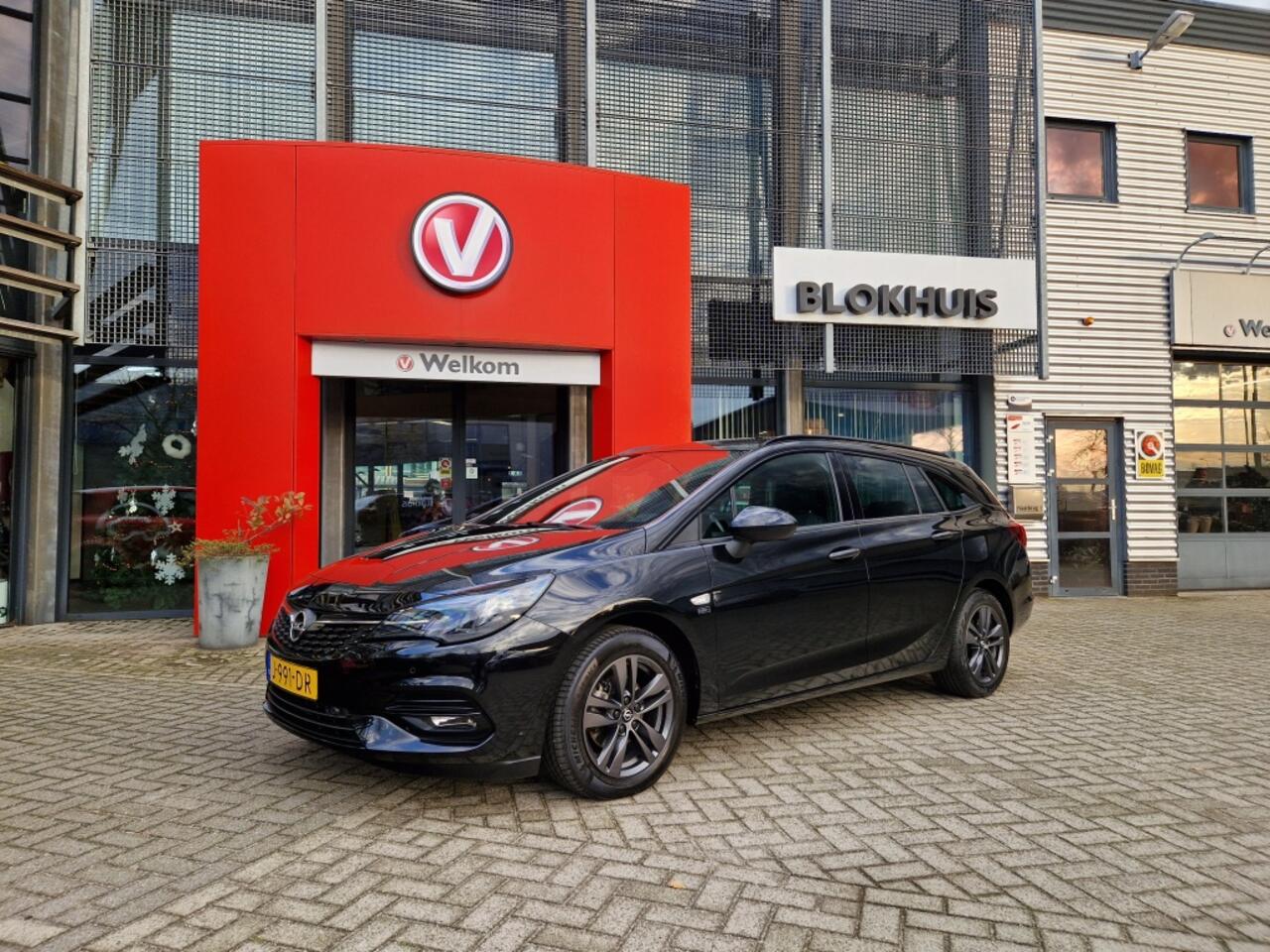 Opel ASTRA 131Pk Edition 2020+ | Trekhaak | Full Black | Camera