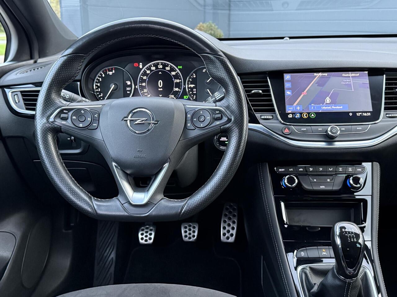 Opel ASTRA Sports Tourer 1.2 Ultimate 2e Eigenaar,Navi,Clima,Camera,Cruise,PDC V+A,N.A.P,Dealer Onderhouden,6 Bak,146pk,APK tot 04-2026