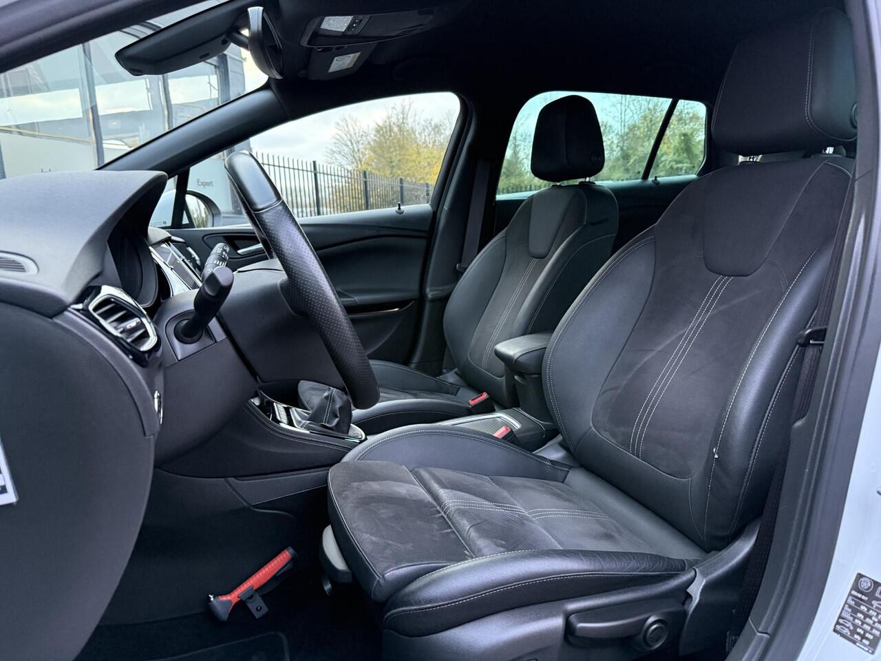 Opel ASTRA Sports Tourer 1.2 Ultimate 2e Eigenaar,Navi,Clima,Camera,Cruise,PDC V+A,N.A.P,Dealer Onderhouden,6 Bak,146pk,APK tot 04-2026