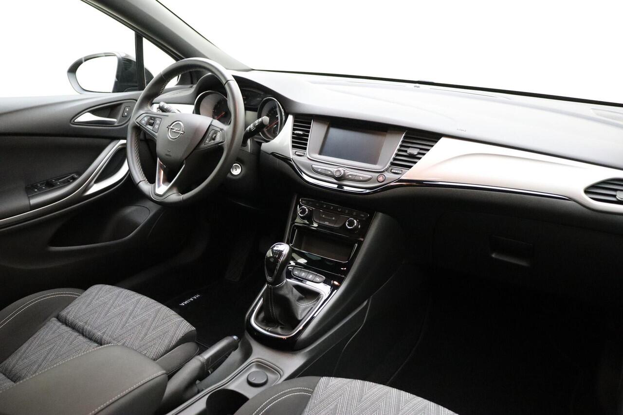 Opel ASTRA Sports Tourer 1.2 Turbo 130pk Edition 2020 | Navigatie | Achteruitrijcamera | Climate control | LED koplampen | Parkeersensoren | Lichtmetalen velgen | Extra getint glas | Dakrails