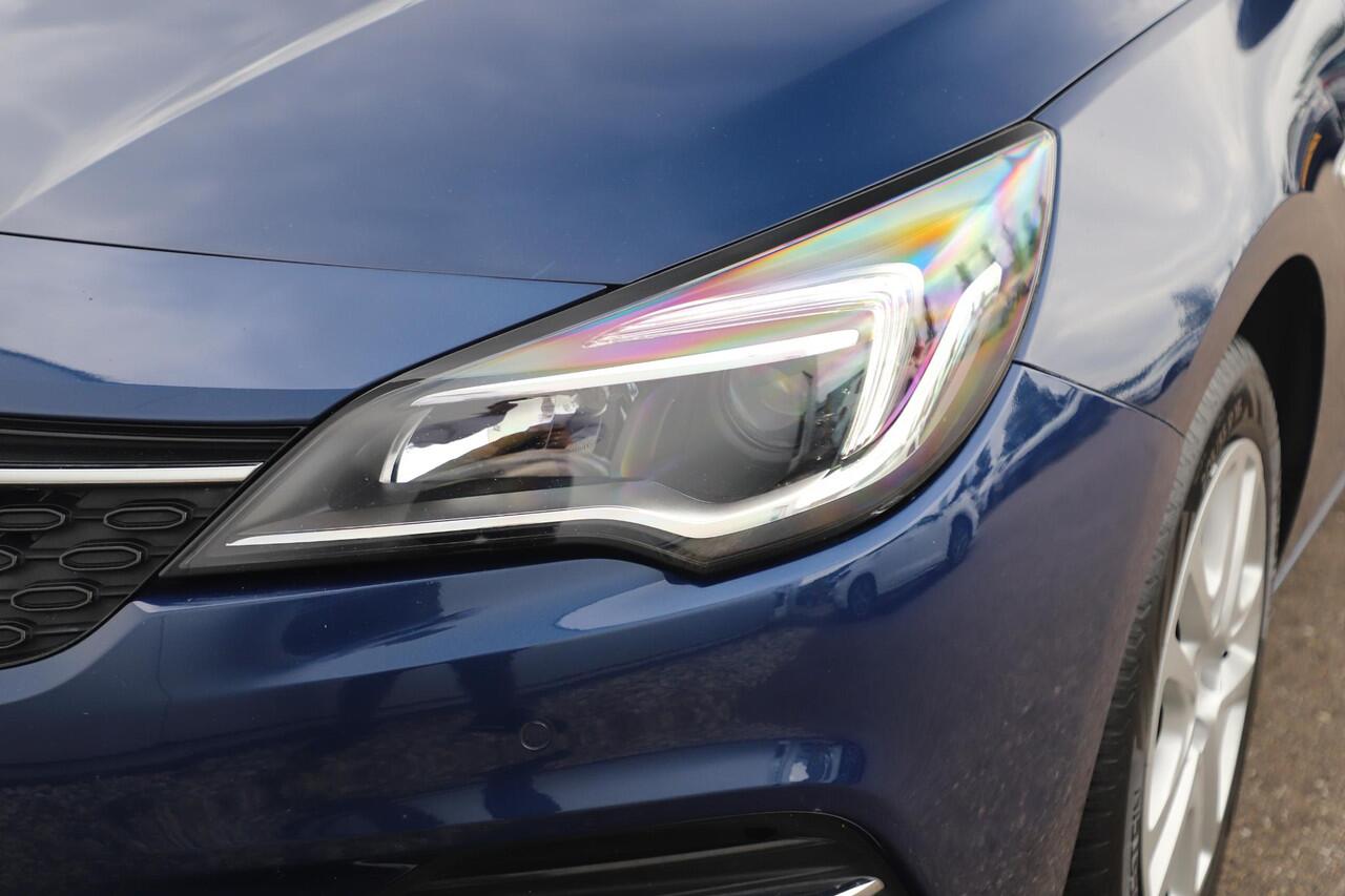 Opel ASTRA Sports Tourer 1.2 Edition 110PK Navigatie Comfortstoelen Carplay Android Bluetooth Parkeersensor LED Airco Cruise