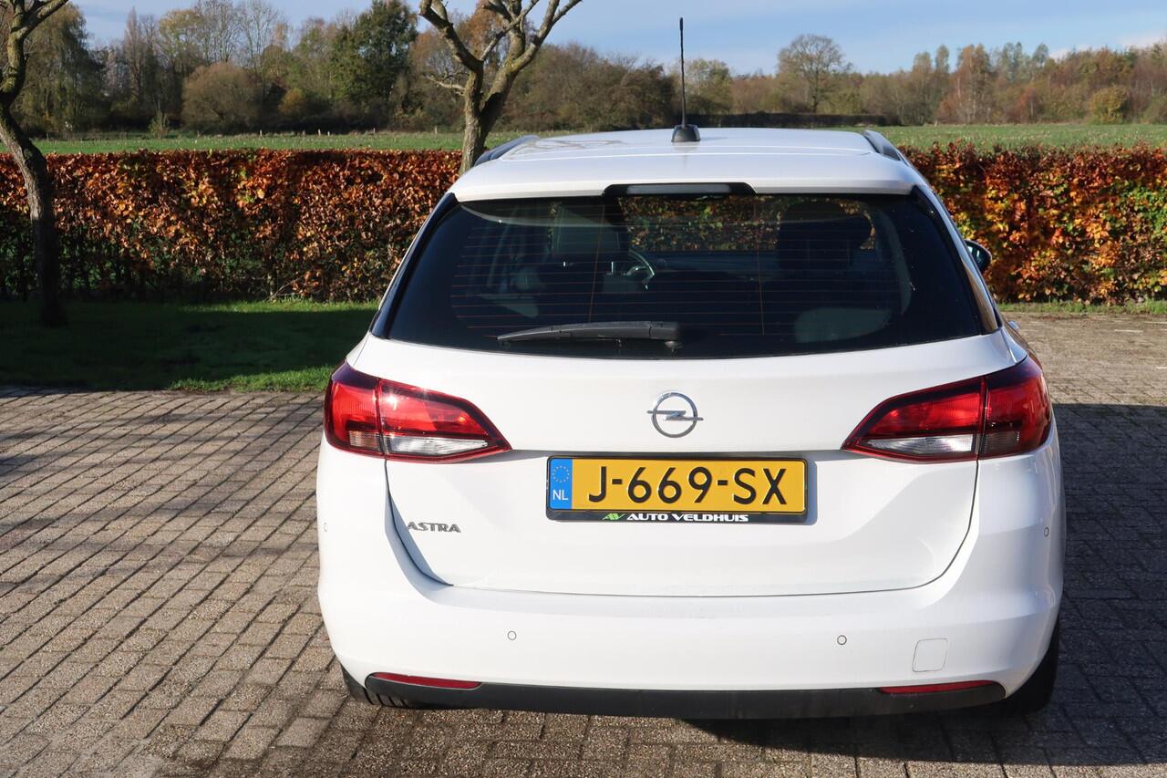 Opel ASTRA Sports Tourer 1.2 Edition NAVI CRUISE 6 VERSNELLINGEN
