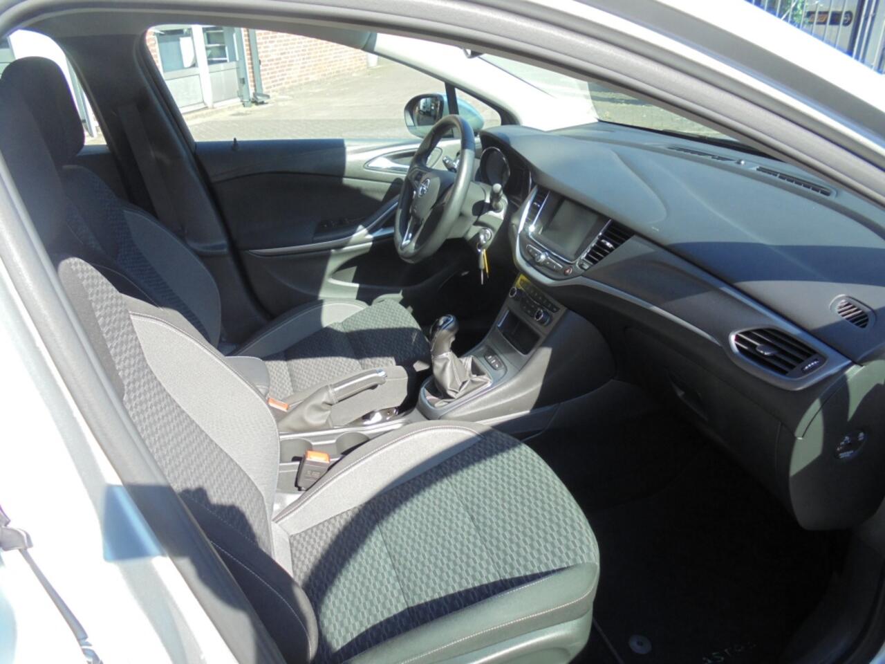 Opel ASTRA Sports Tourer 1.2 Bns Edition||12 mnd.garantie||Rijklaar||