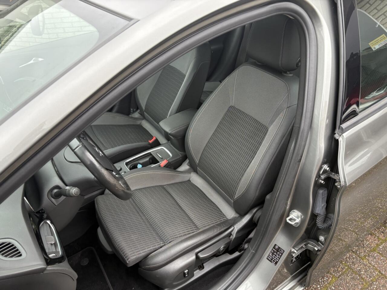 Opel ASTRA Sports Tourer 1.2 110pk Bns Elegance