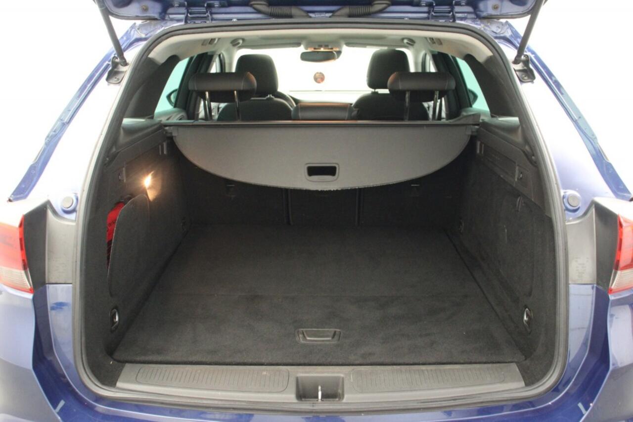 Opel ASTRA Sports Tourer 1.2 Elegance - Dakraam, Carplay, Navi, Camera, Cruise, Clima, Stoelverw.