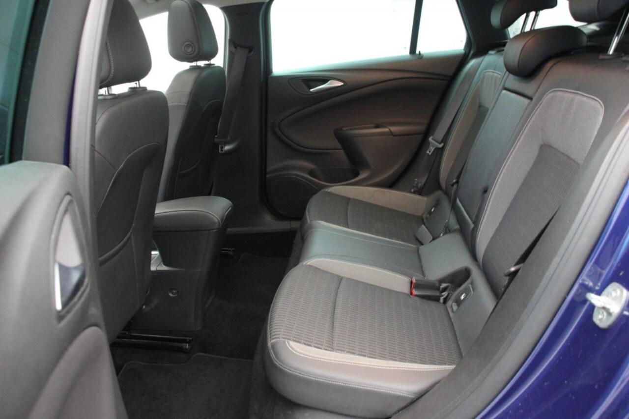 Opel ASTRA Sports Tourer 1.2 Elegance - Dakraam, Carplay, Navi, Camera, Cruise, Clima, Stoelverw.