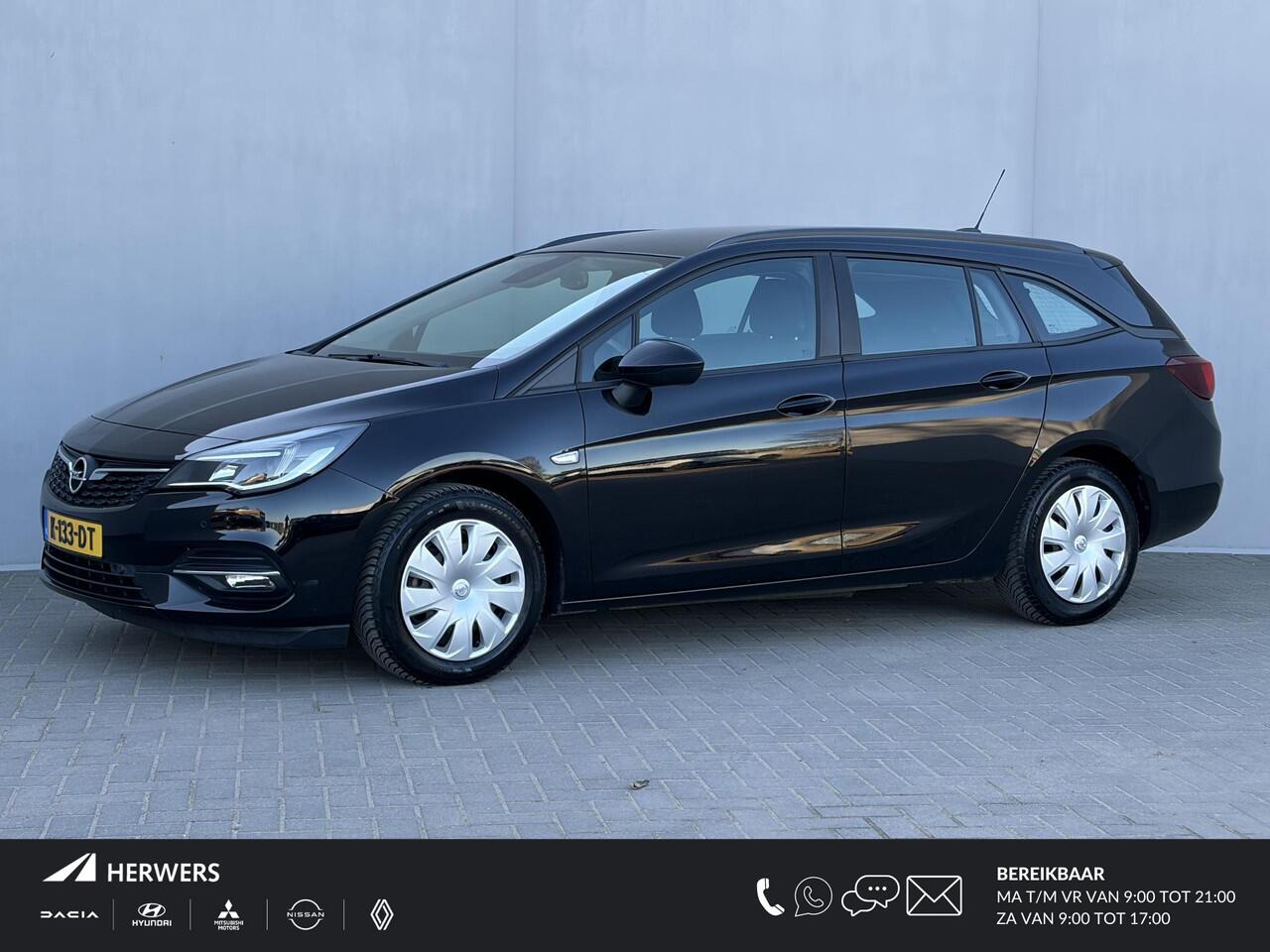 Opel ASTRA Sports Tourer 1.2 Business Executive / Achteruitrijcamera / Navigatie / Apple Carplay & Android Auto / All season banden / DAB