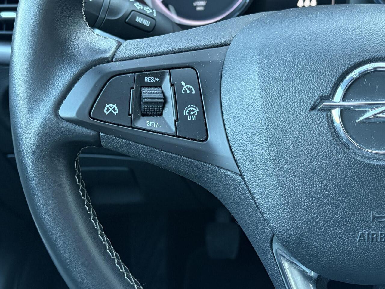 Opel ASTRA Sports Tourer 1.2 Business Executive / Achteruitrijcamera / Navigatie / Apple Carplay & Android Auto / All season banden / DAB