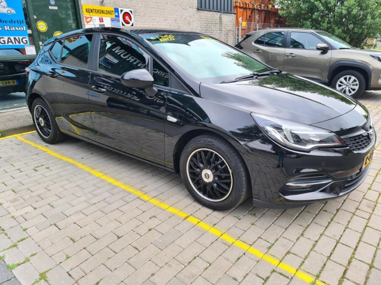 Opel ASTRA 1.2 Bns Edition